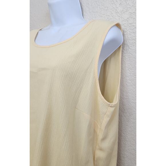 Draper's & Damon's Yellow Crinkle Material Sleeveless Top XL Lightweight Soft - Picture 2 of 4